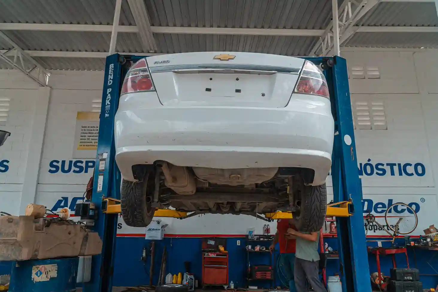 Mercedes-Benz suspension inspection and repair